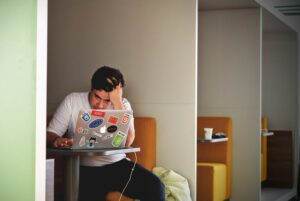 How to Use Breathing Exercises and Relaxation Techniques to Lower Stress in Minutes